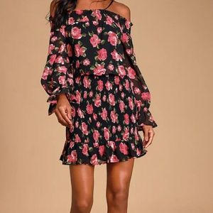 NWT Lulus black floral off shoulder dress
